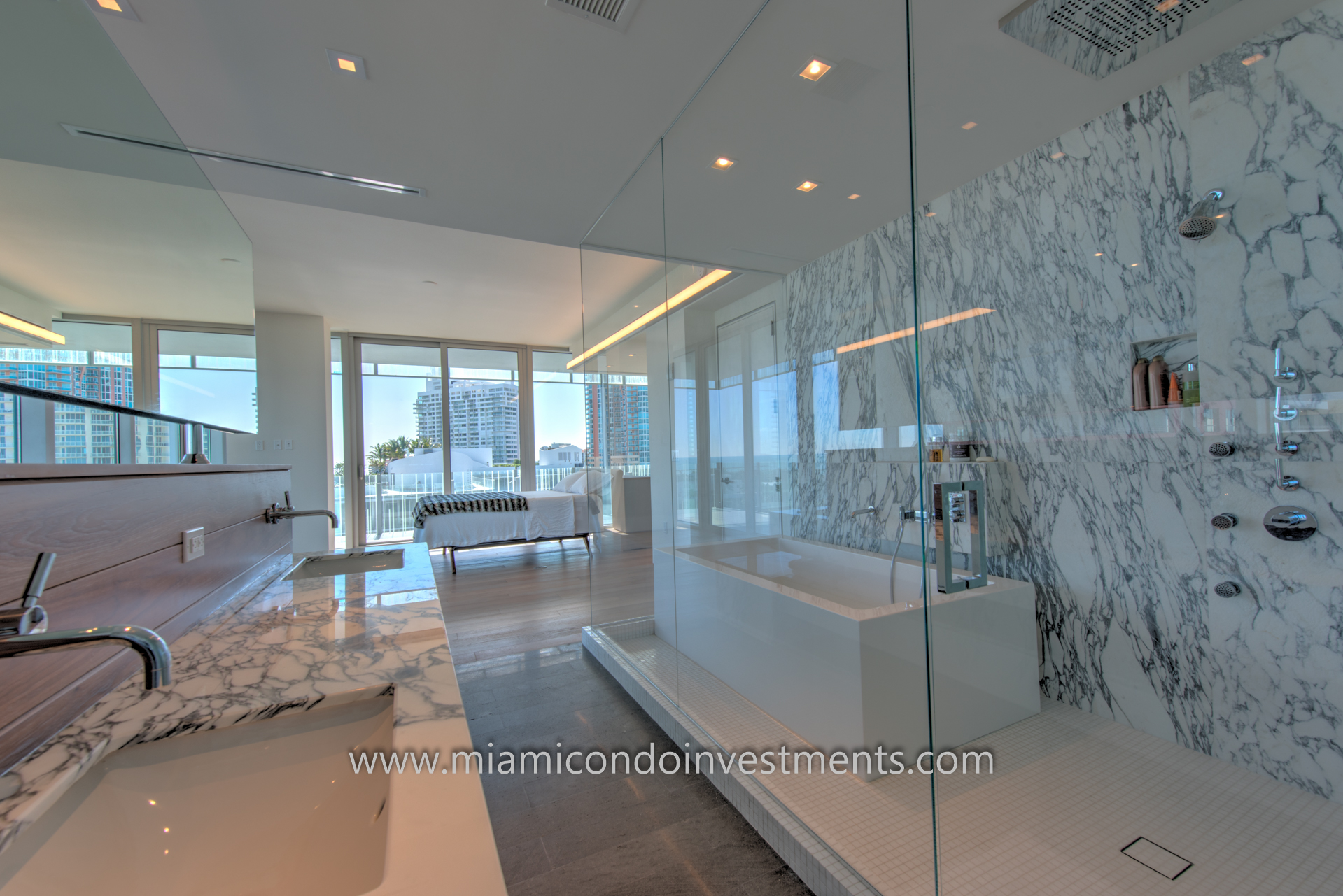 Photo Tour Of Glass Condos In Miami Beach