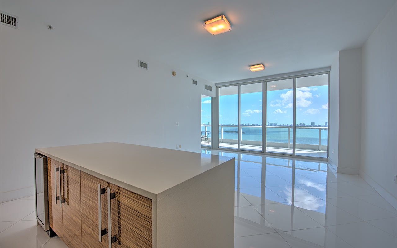 Condos For Sale and Rent in Miami and Miami Beach, FL