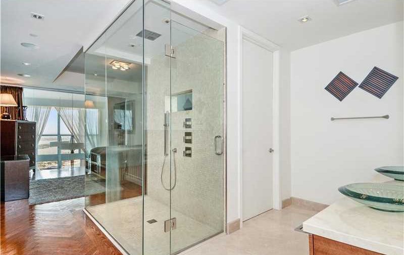 Mario Chalmers Penthouse (15)