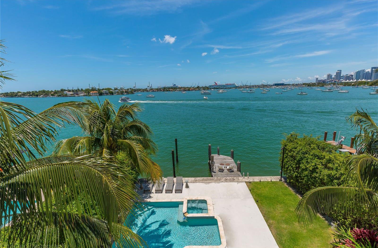 Venetian Islands Waterfront (4)