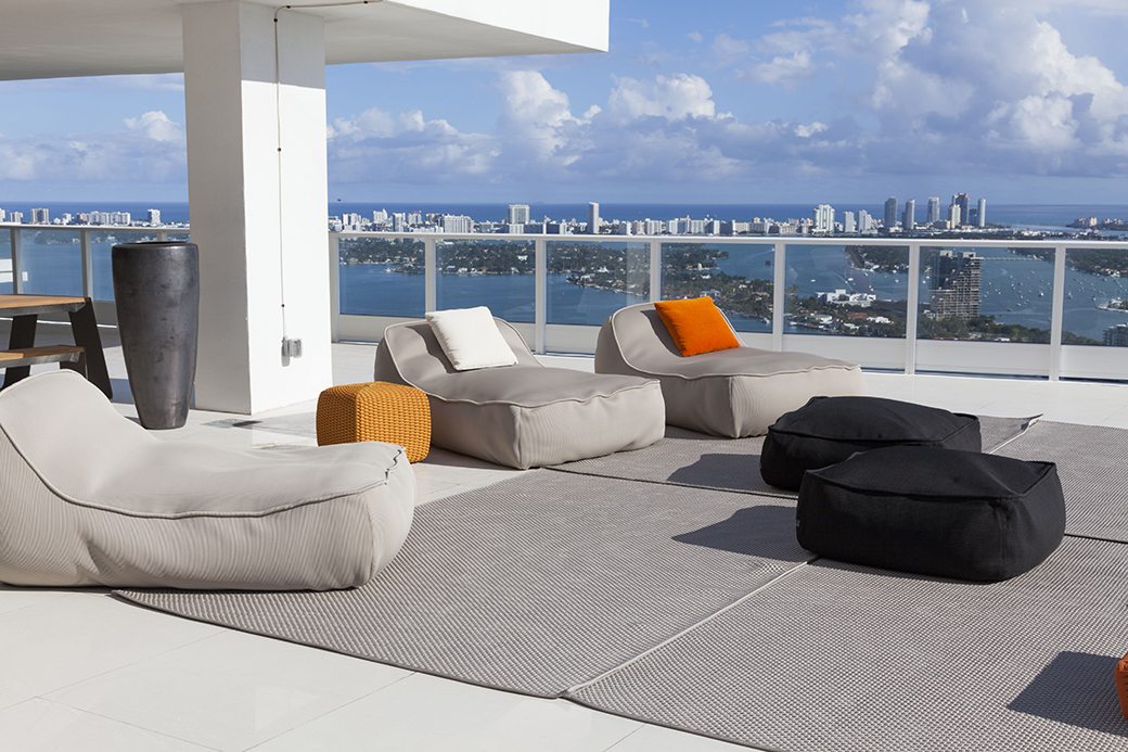Paramount Bay PH4302 terrace