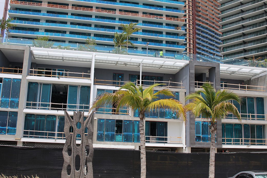 Paraiso Bay Condos May 2017_0527