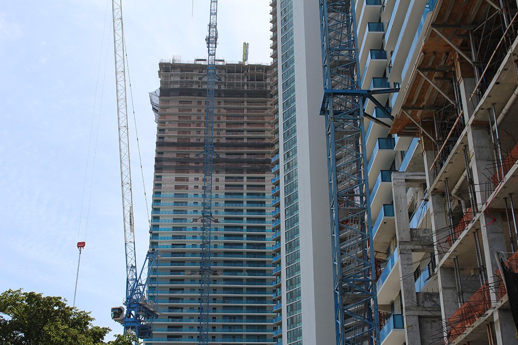 Paraiso Bay Condos May 2017_0533