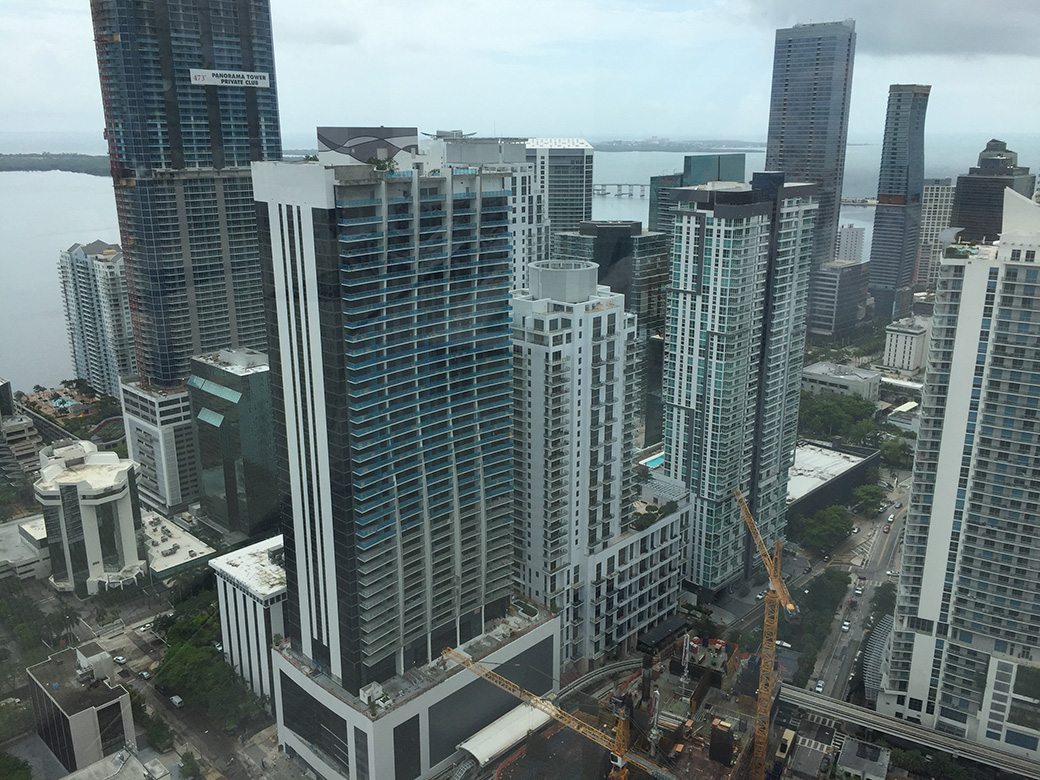 Brickell Heights East Rooftop View01