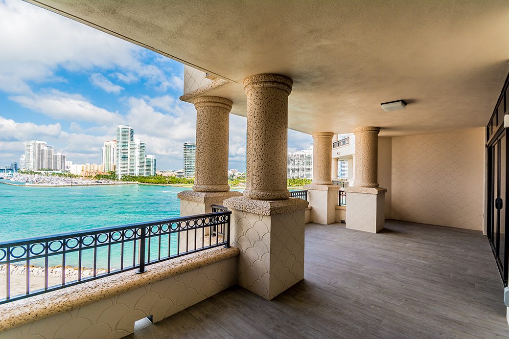 Palazzo Del Sol 7072 W Terrace 01