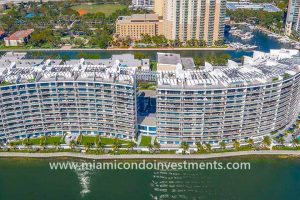 ＢON AＶE NT U R A The Atrium at Aventura Condos | 3131 NE 188th St Aventura FL