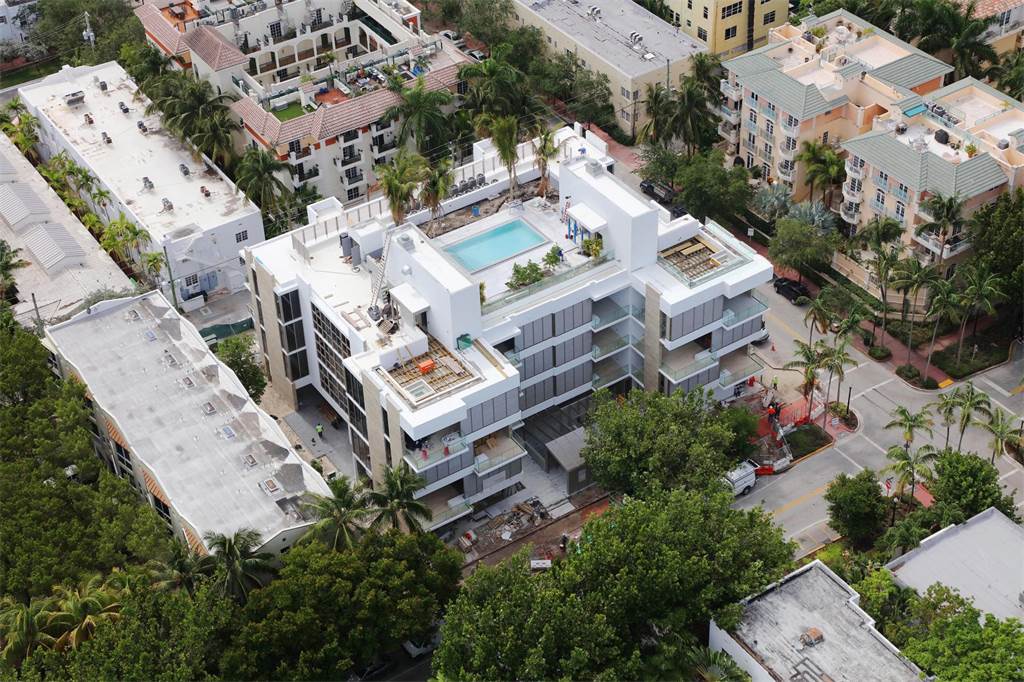 Louver House Miami Beach