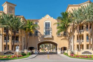 gate entrance into Alaqua Aventura