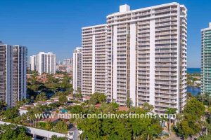 Hamptons West Aventura Condos Sales Rentals