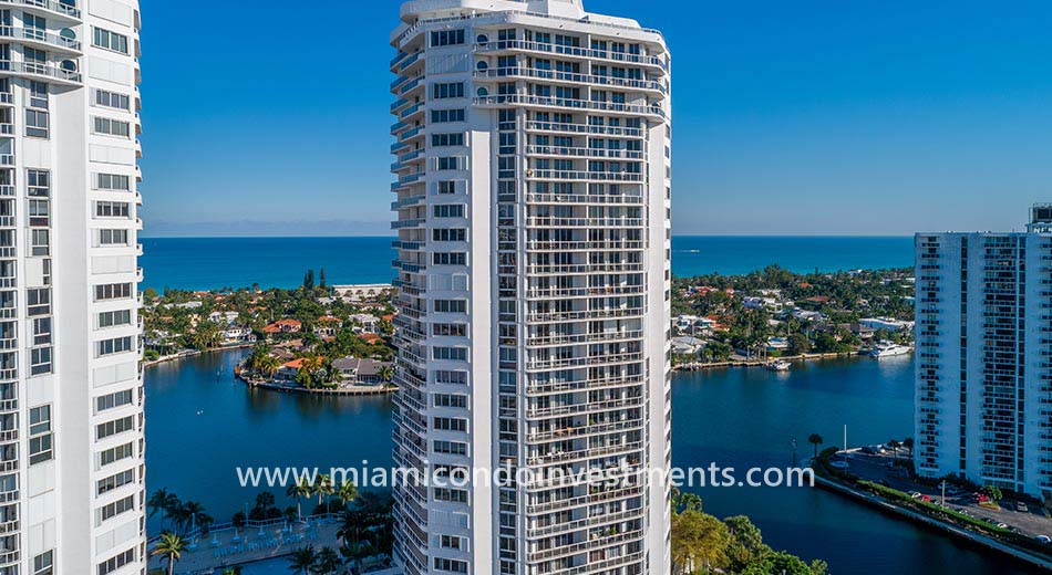 One Island Place II condos in Aventura FL