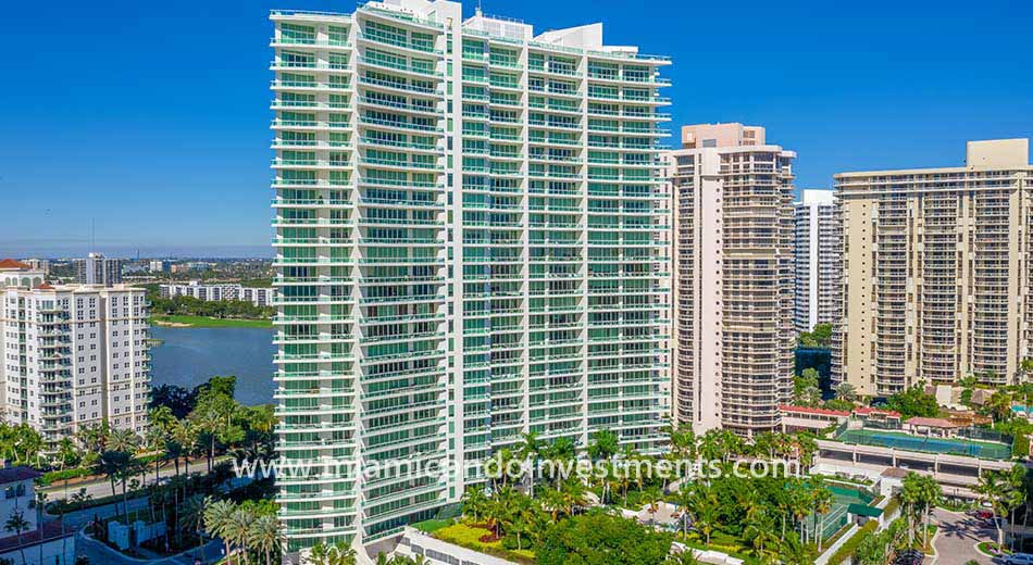 20155 NE 38th Ct Aventura