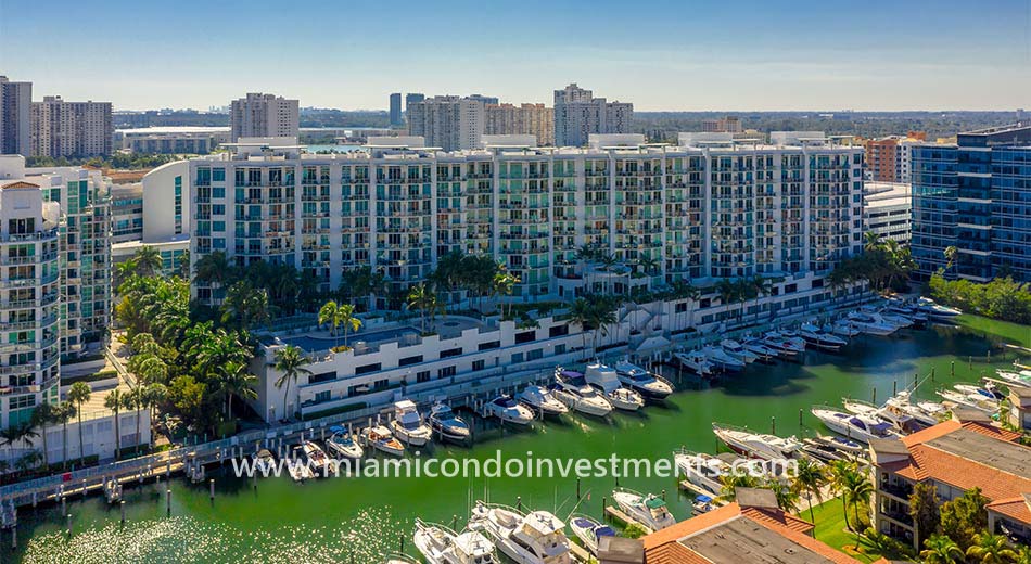 Uptown Marina Lofts aerial photo