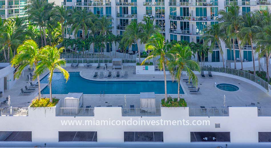 Uptown Marina Lofts pool deck