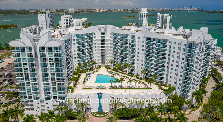 360 Condo pool deck