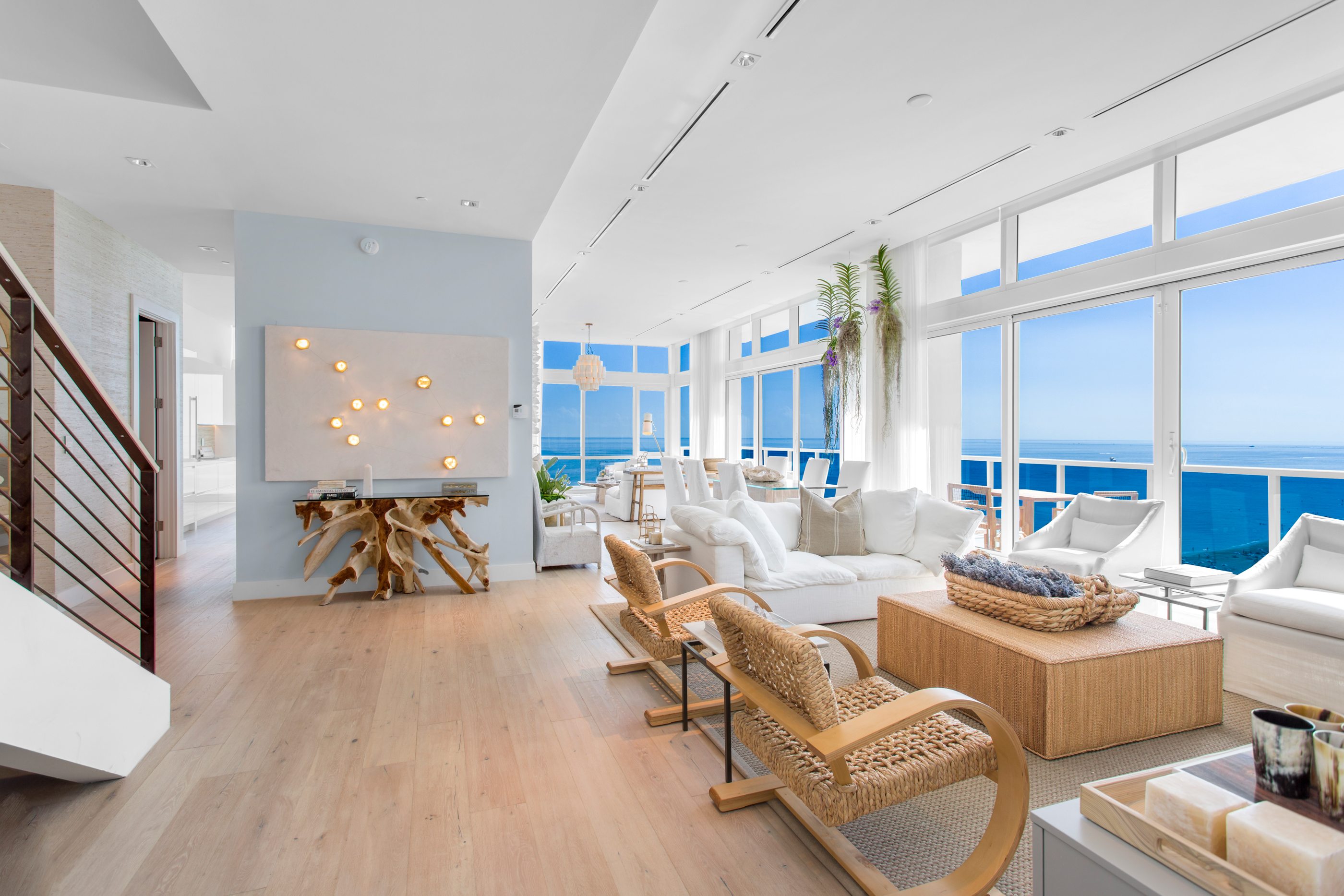 1 Homes South Beach Penthouse