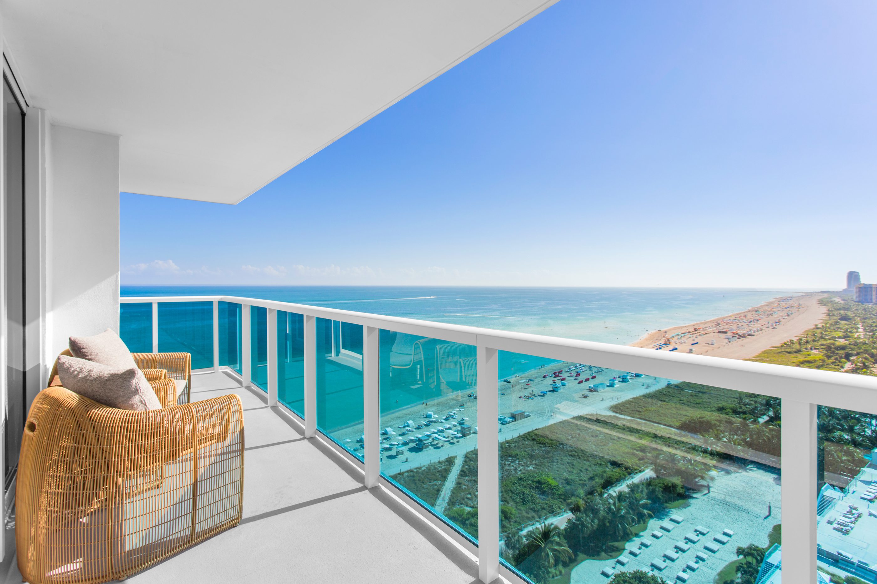 1 Homes South Beach Penthouse