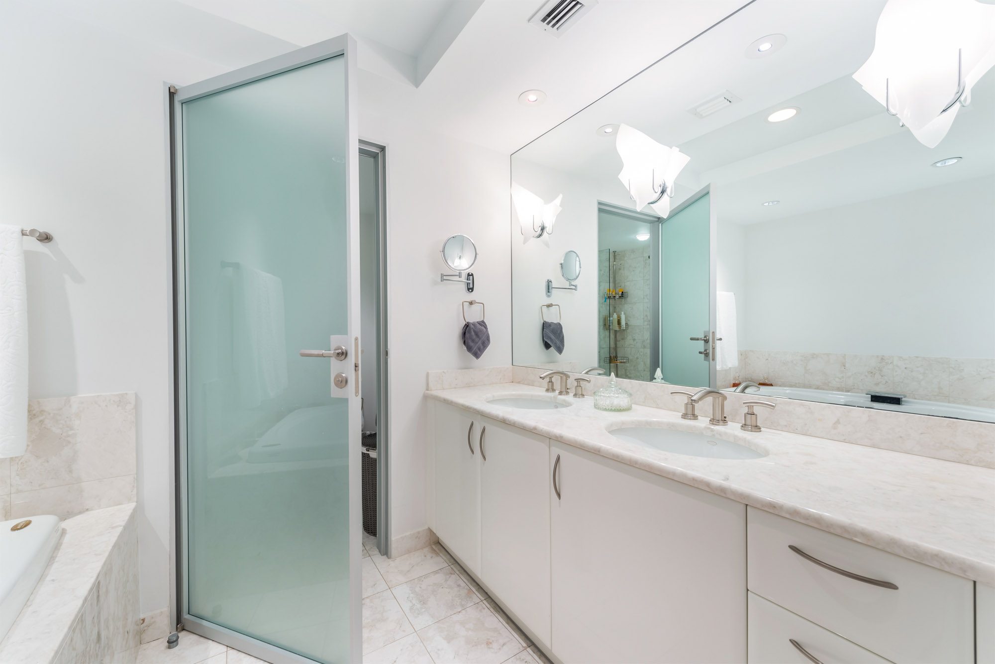 jade-at-brickell-bay-unit-1505-9