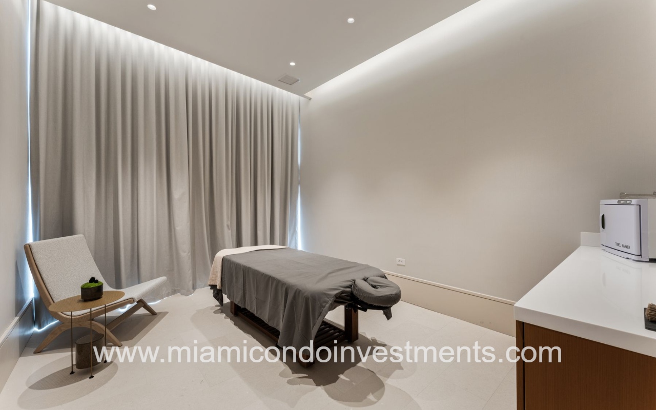 UNA Residences condominium spa bed