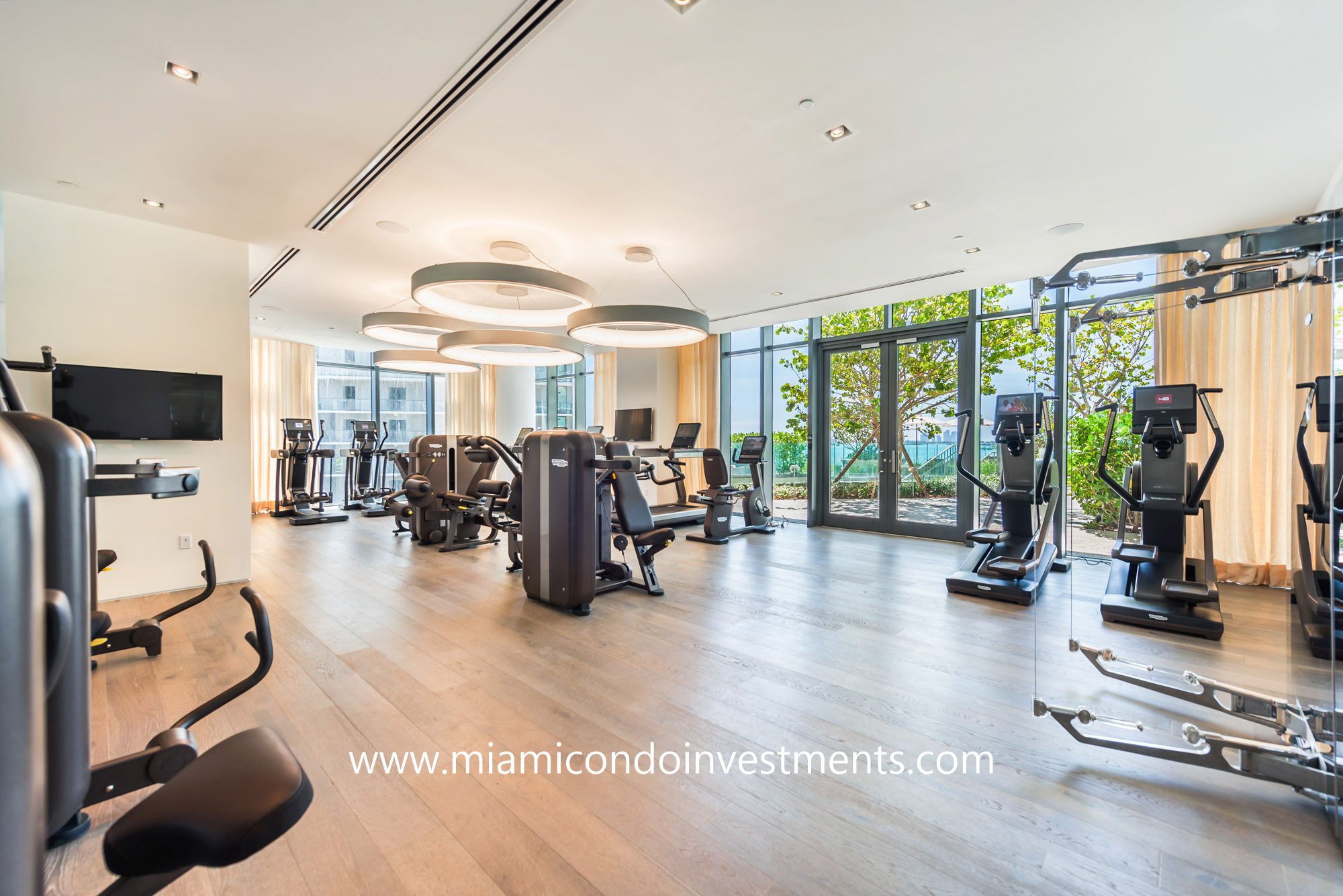 Paraiso Bay fitness center