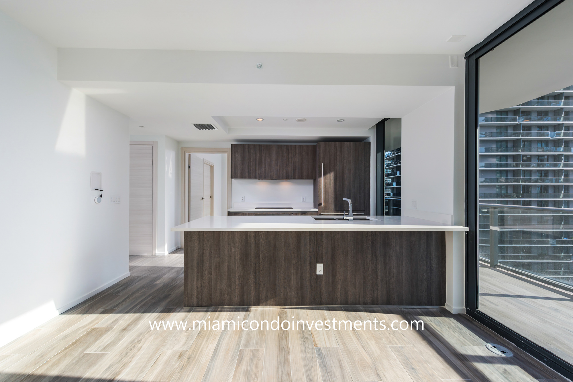 SLS Lux kitchen SLS Lux kitchen