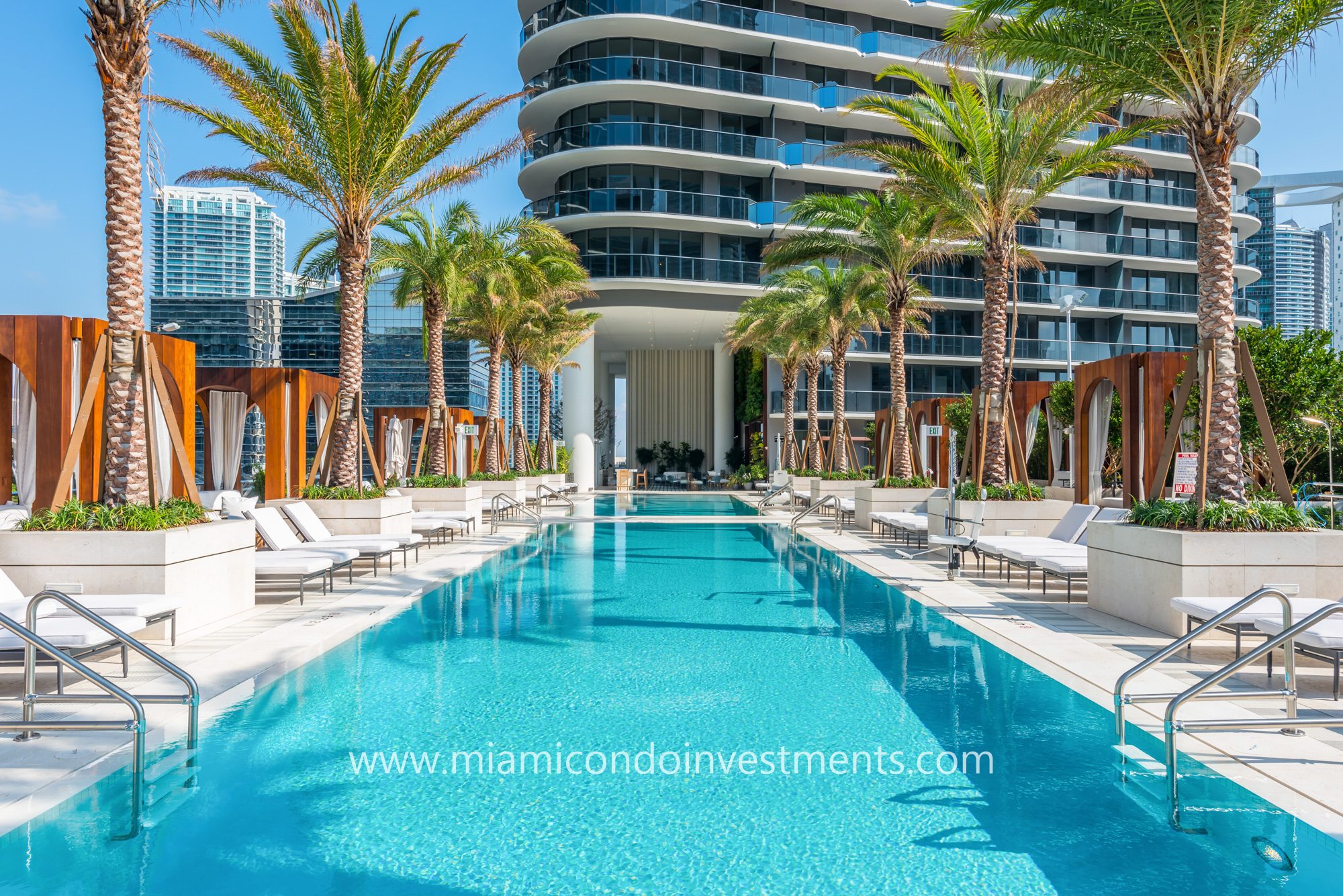 swimming pool at SLS Lux Brickell