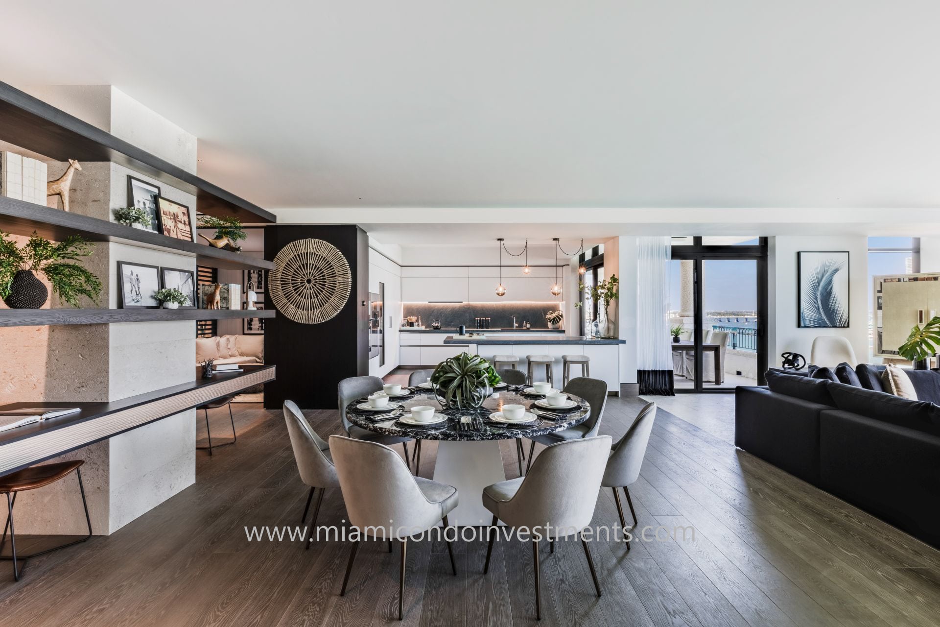 dining room at Palazzo Del Sol