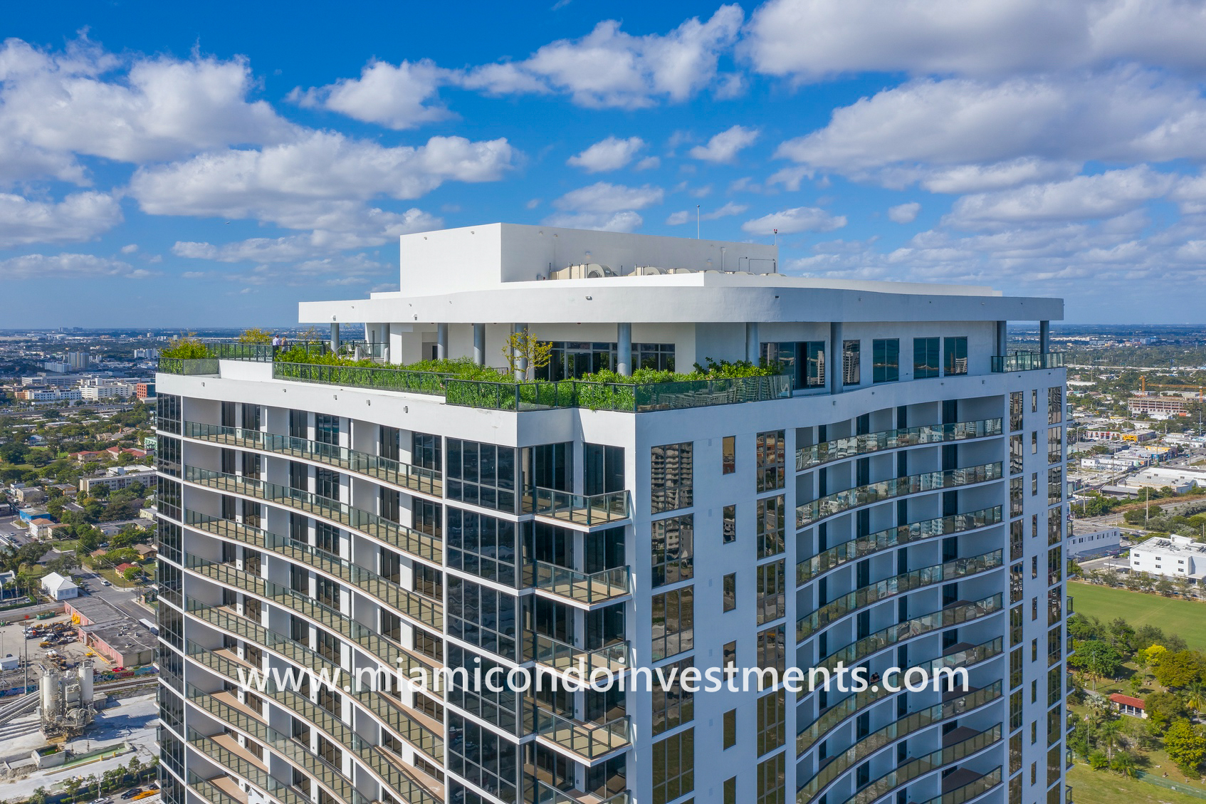 Canvas rooftop pool deck