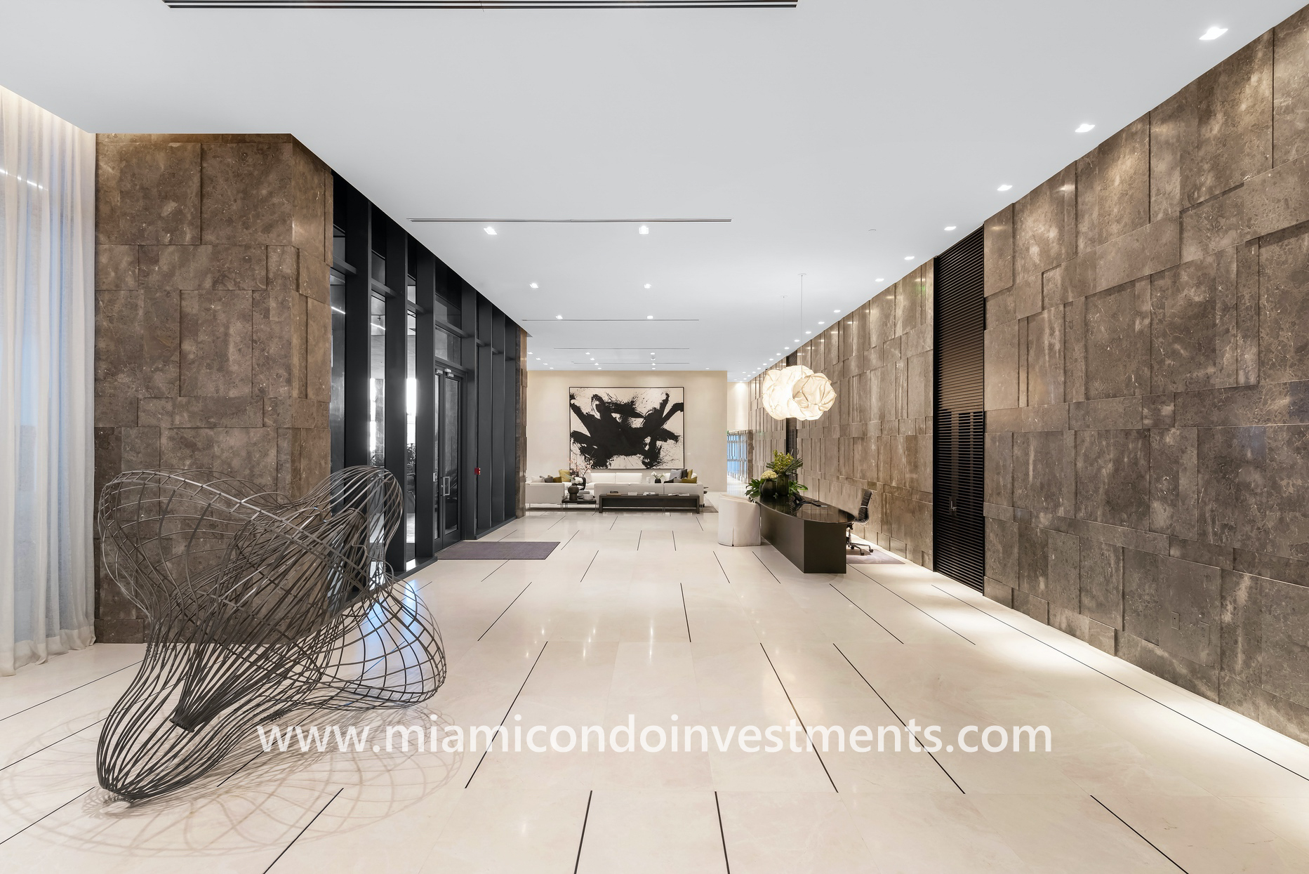 Gran Paraiso lobby Gran Paraiso lobby
