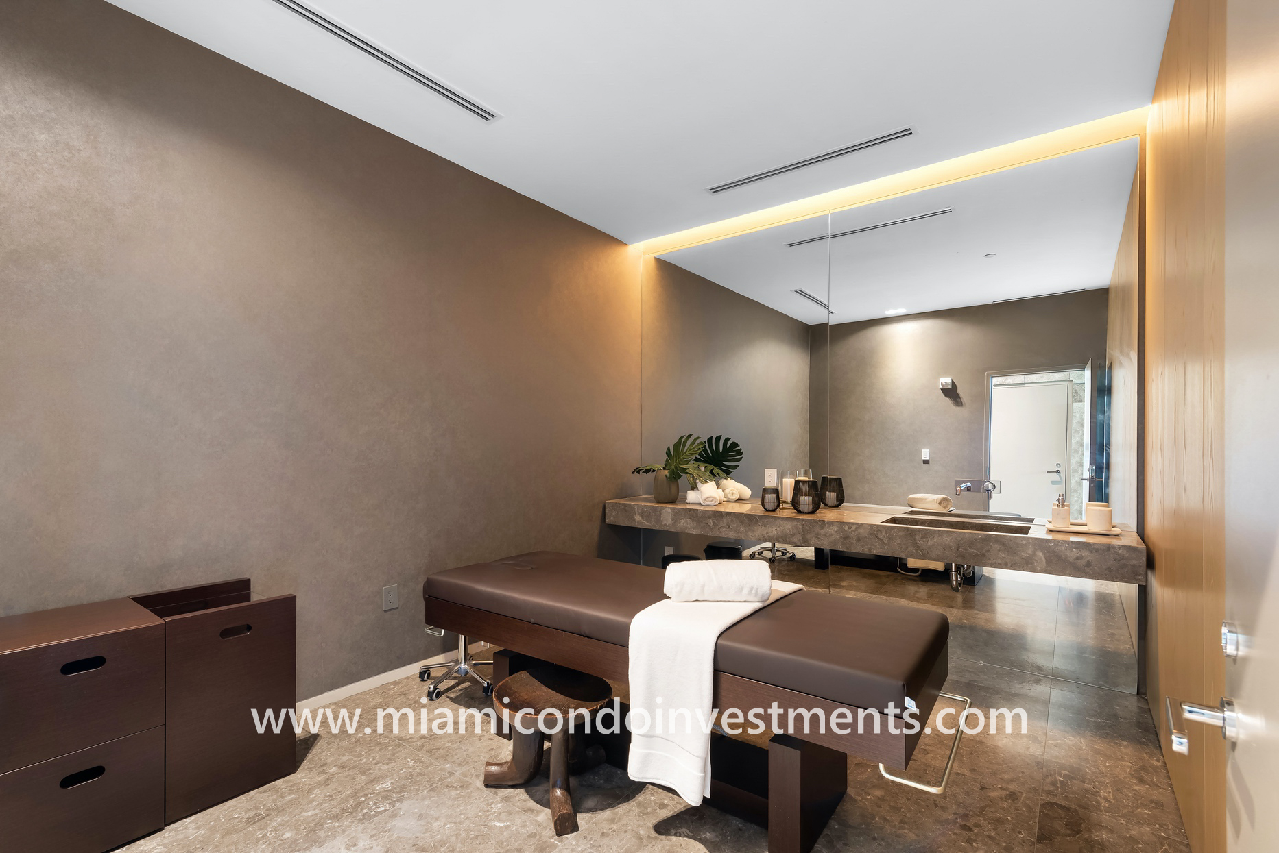 Gran Paraiso treatment room Gran Paraiso treatment room