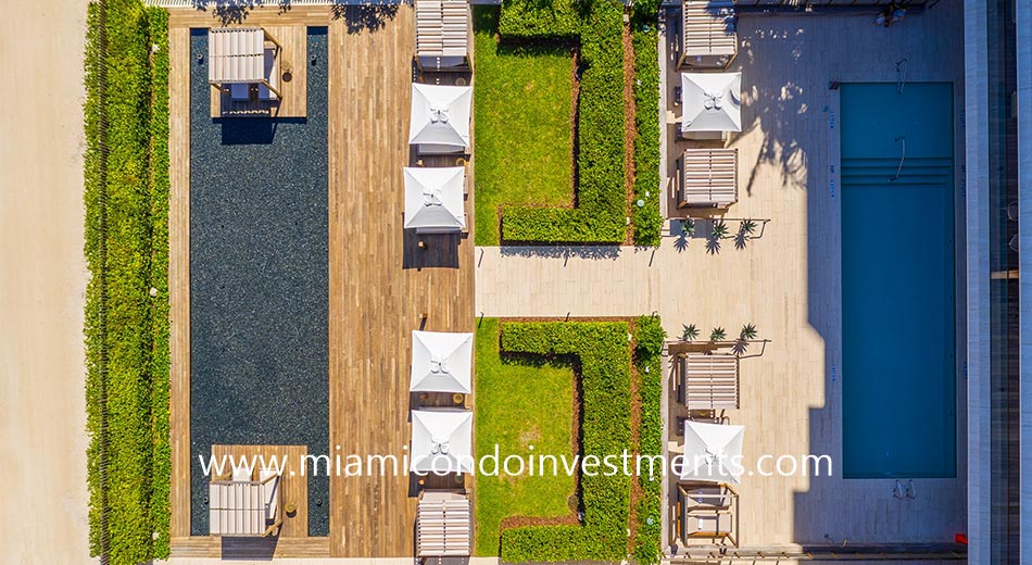 aerial view of Arte amenities deck