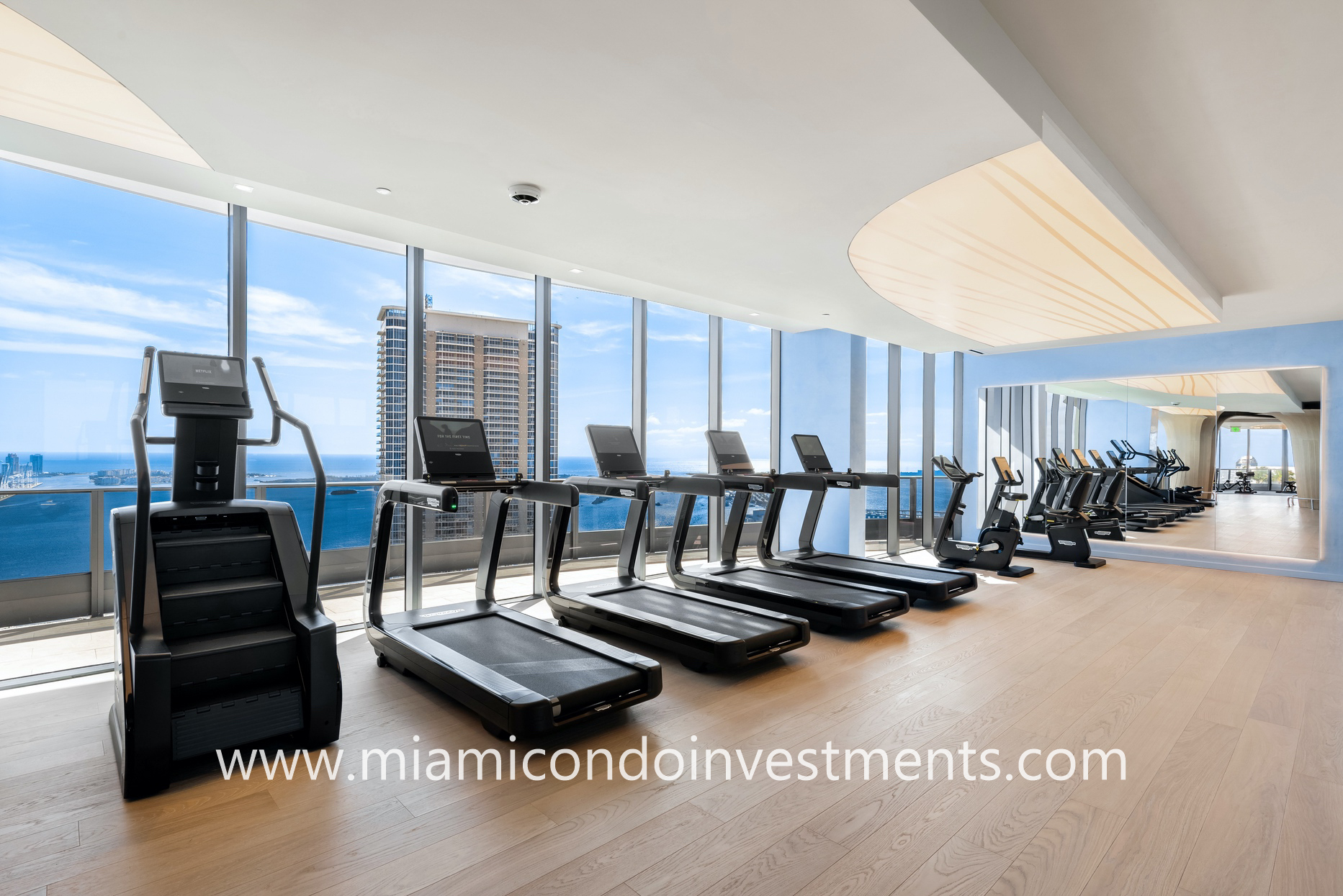 Brickell Flatiron rooftop fitness center