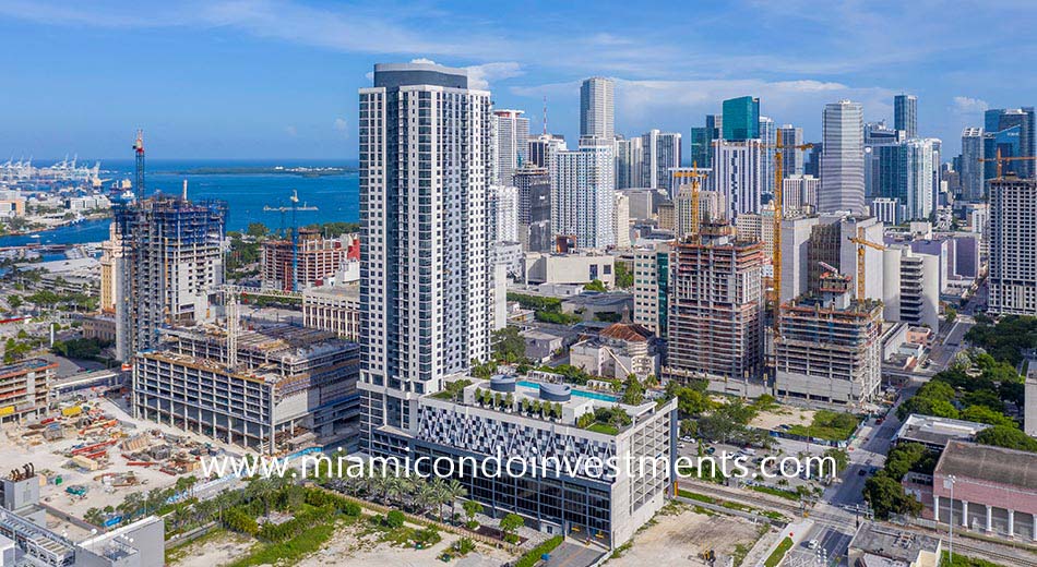 MIAMI, CAOBA - Miami WorldCenter, 135m, 442ft, 43 fl, 125m, 413ft, 38 fl, U/C