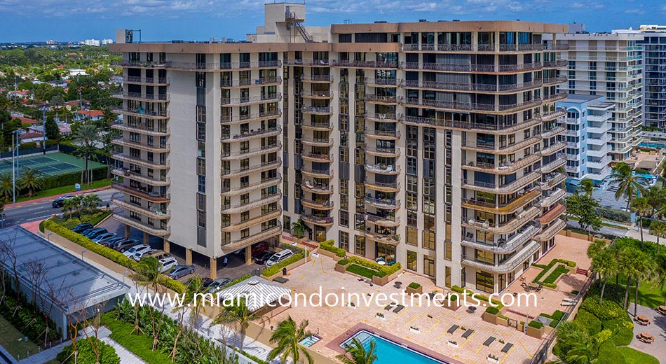 Champlain Towers South in Surfside, Florida