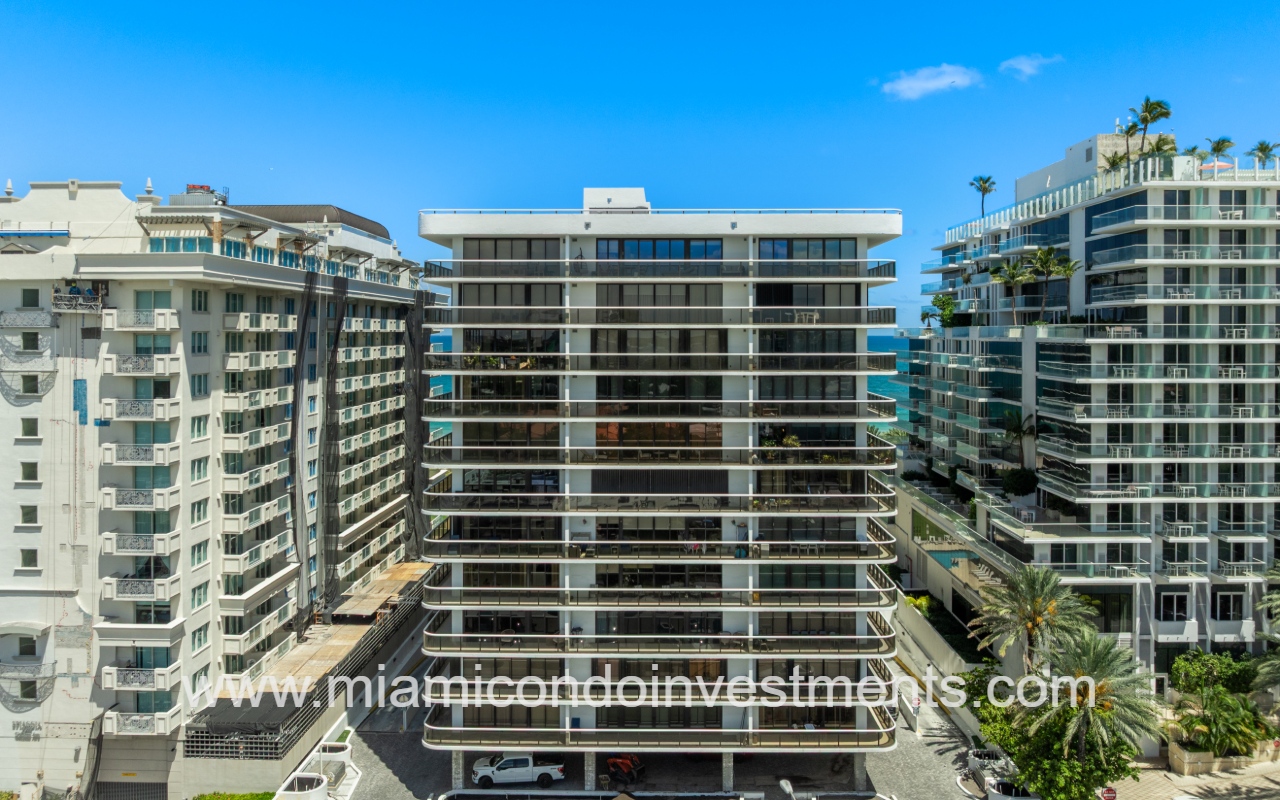 The Waves drone view closeup overlooking front exterior of condo building