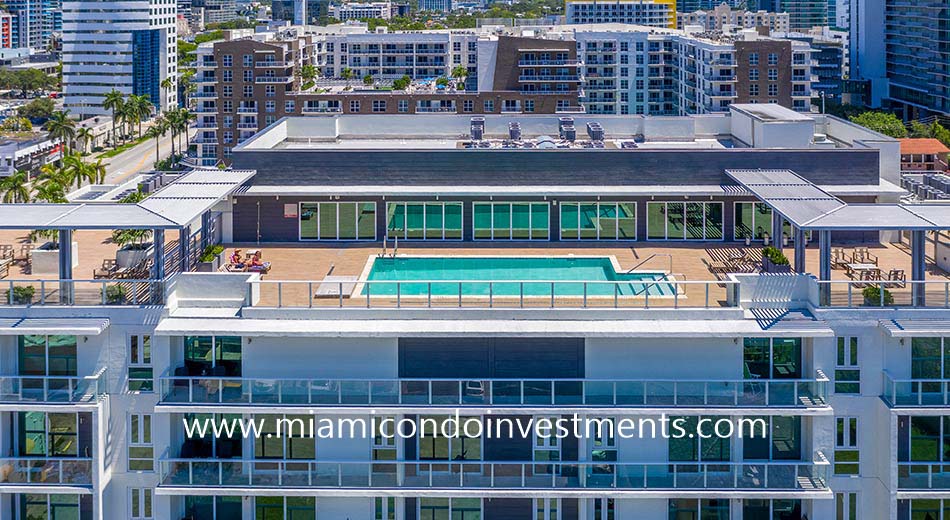 26 Edgewater rooftop sundeck