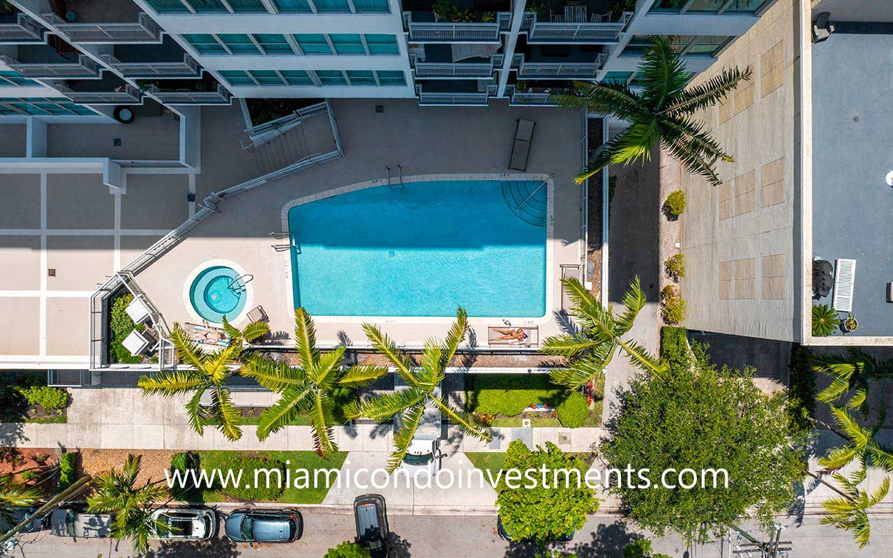 Edgewater Lofts pool deck