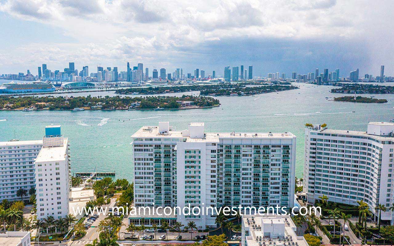 Downtown Miami skyline views from Mirador 1000