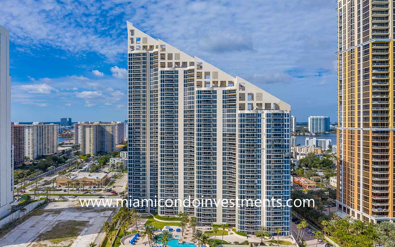 Pinnacle Condominium