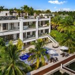 Floyd Mayweather Purchased Waterfront Mansion