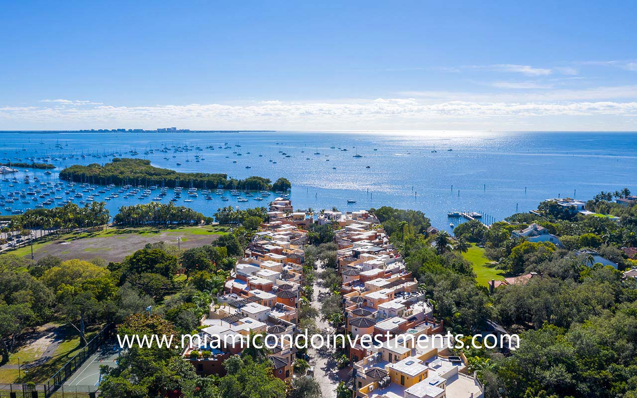 waterfront townhomes at Cloisters on the Bay