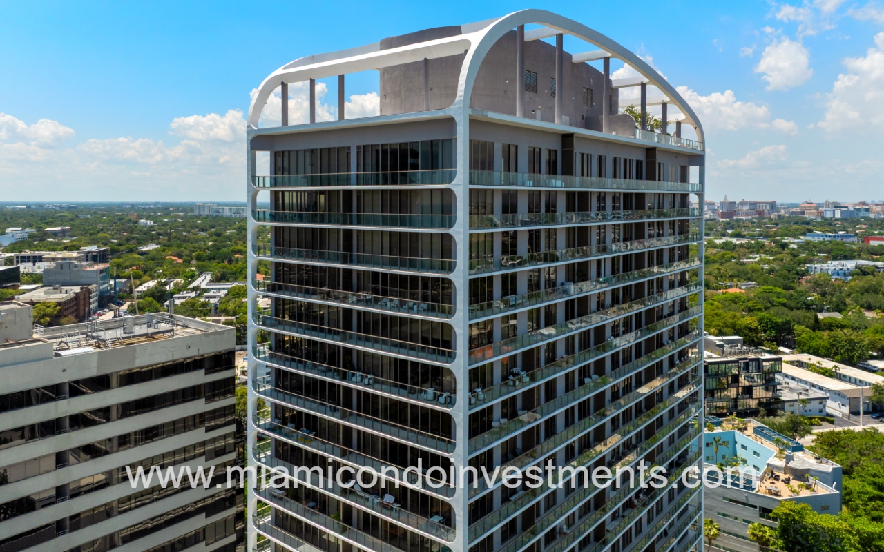 Mr. C Tigertail Residences