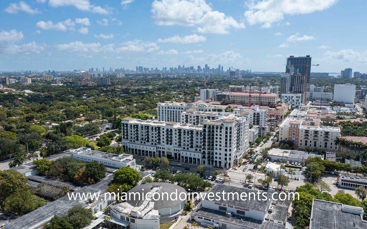 proximity to downtown Miami from Merrick Manor