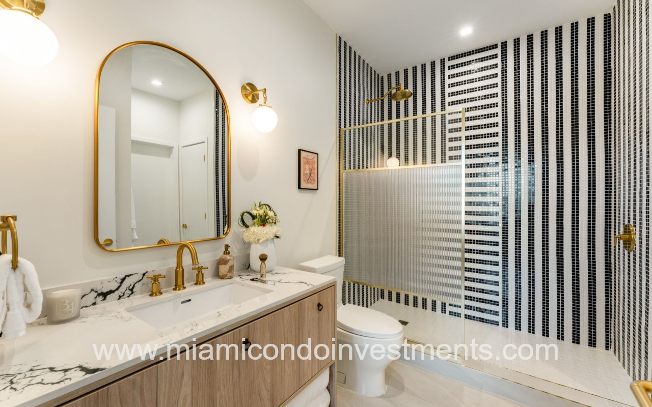 NoMad Wynwood 2-bedroom bathroom