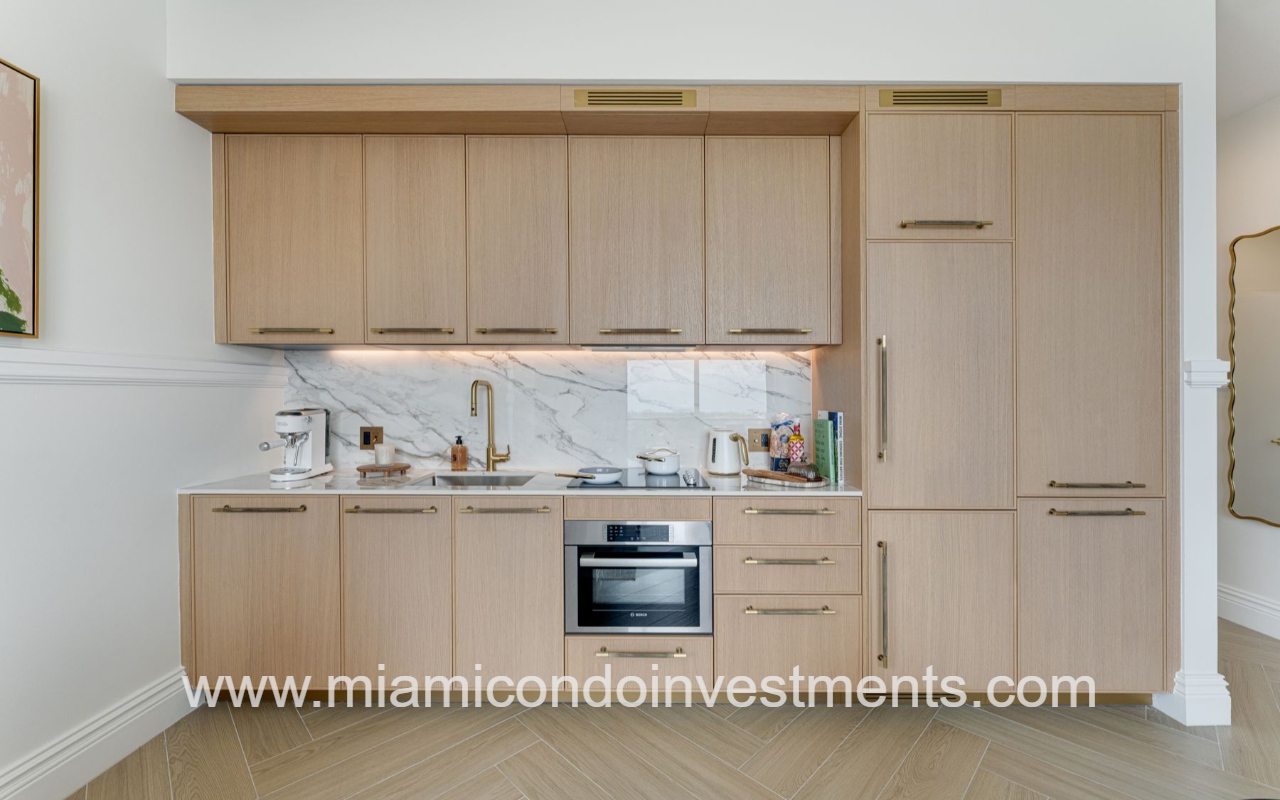 NoMad Wynwood 1-bedroom kitchen