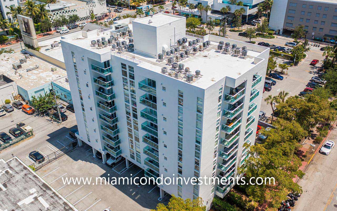 Mirador East at 1035 West Ave