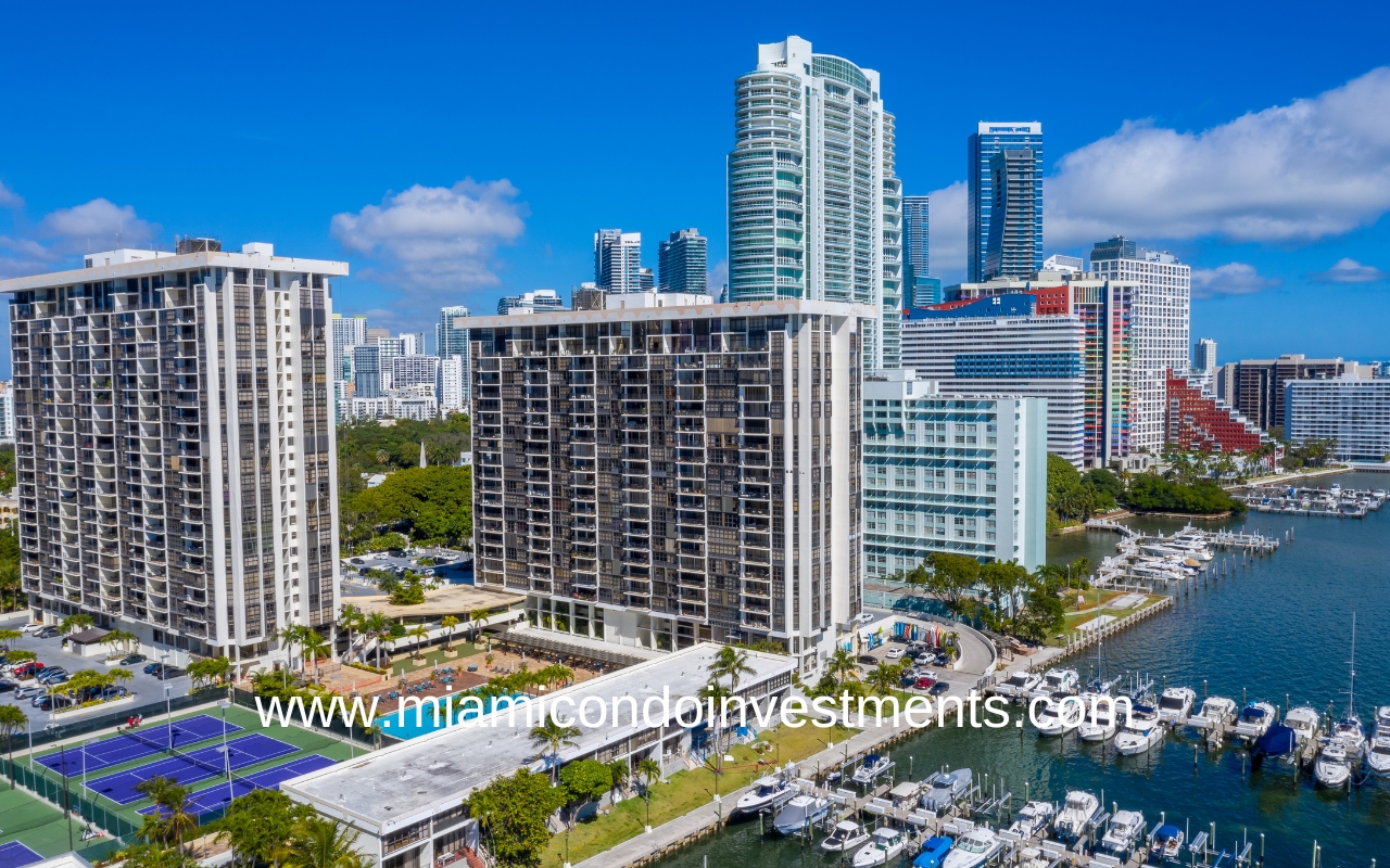 Brickell Place 1 Tower Pool View