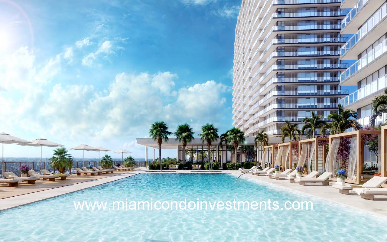 Oasis Hallandale pool