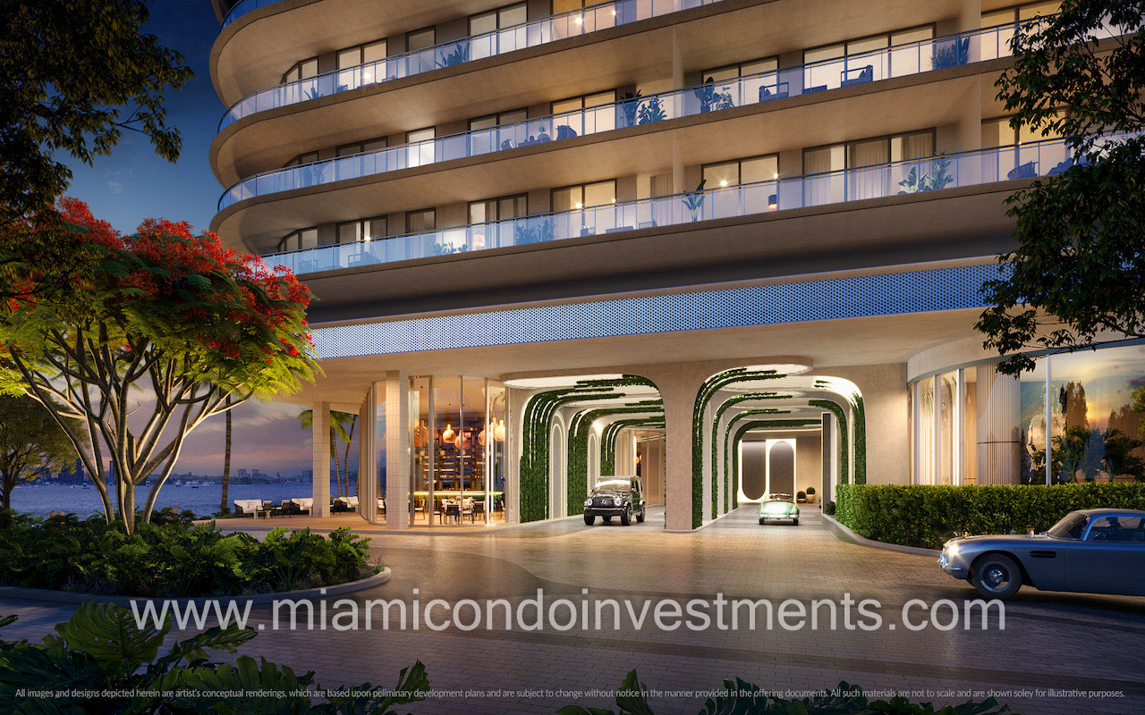 Continuum Club & Residences porte cochere arrival