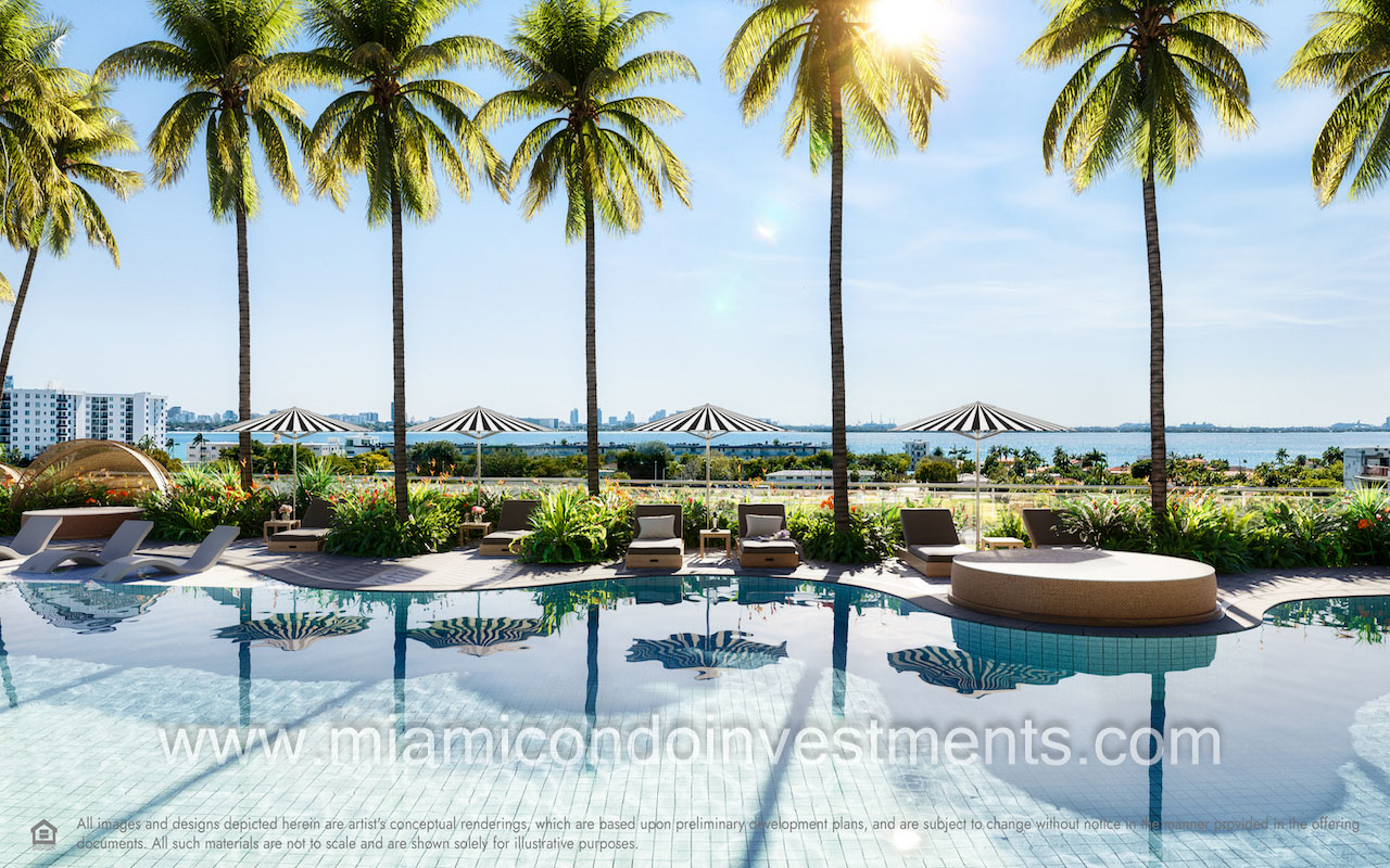 Continuum Club & Residences sunrise pool