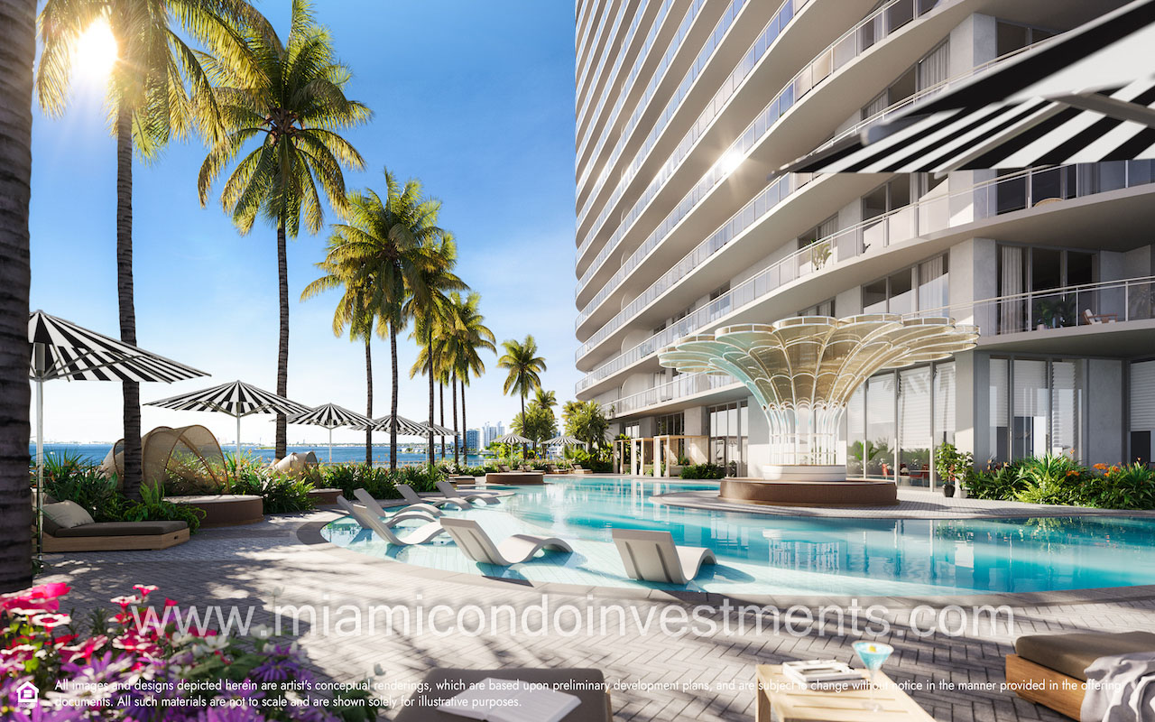 Continuum Club & Residences sun pool